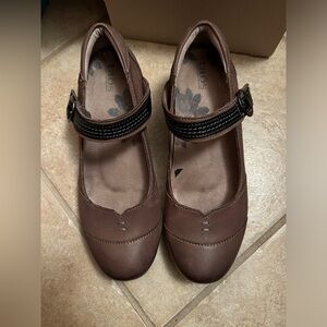 Taos dress shoes
